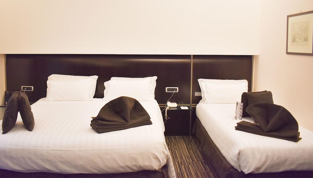 Best Western Plus Hotel Universo Roma Esterno foto